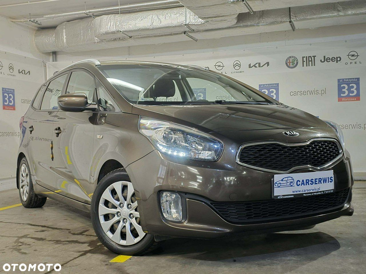 Kia Carens - 2