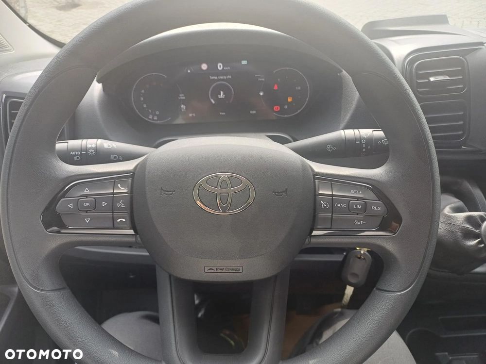 Toyota Proace Max - 11