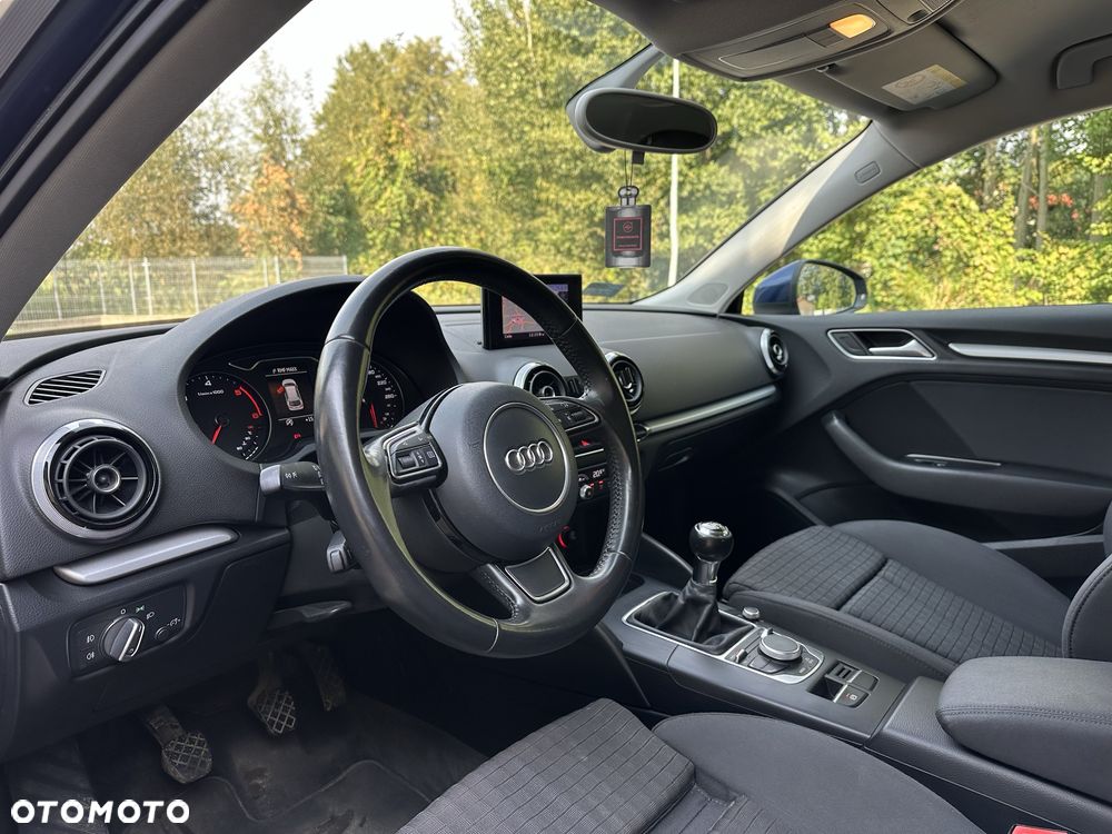 Audi A3 Sportback - 7