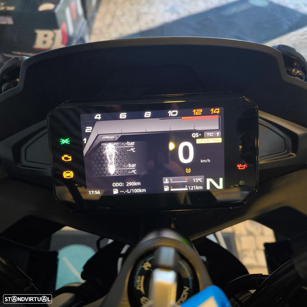 CF Moto 675SR-R - 7