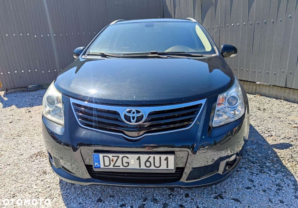 Toyota Avensis - 7