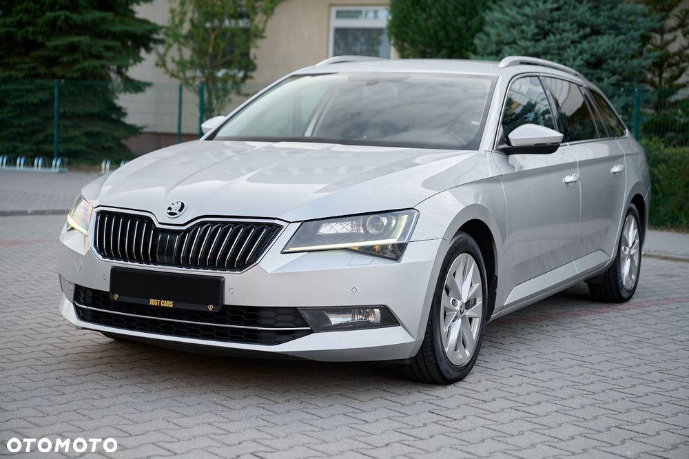 Skoda Superb 2.0 TDI Ambition - 6