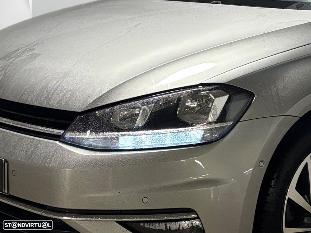 VW Golf Variant 1.0 TSI Confortline DSG - 19