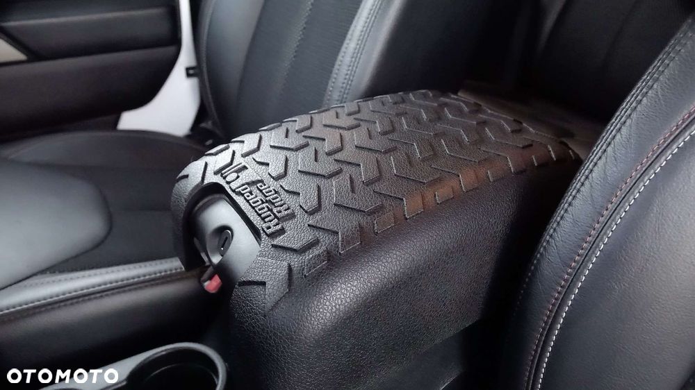 Jeep Wrangler - 24