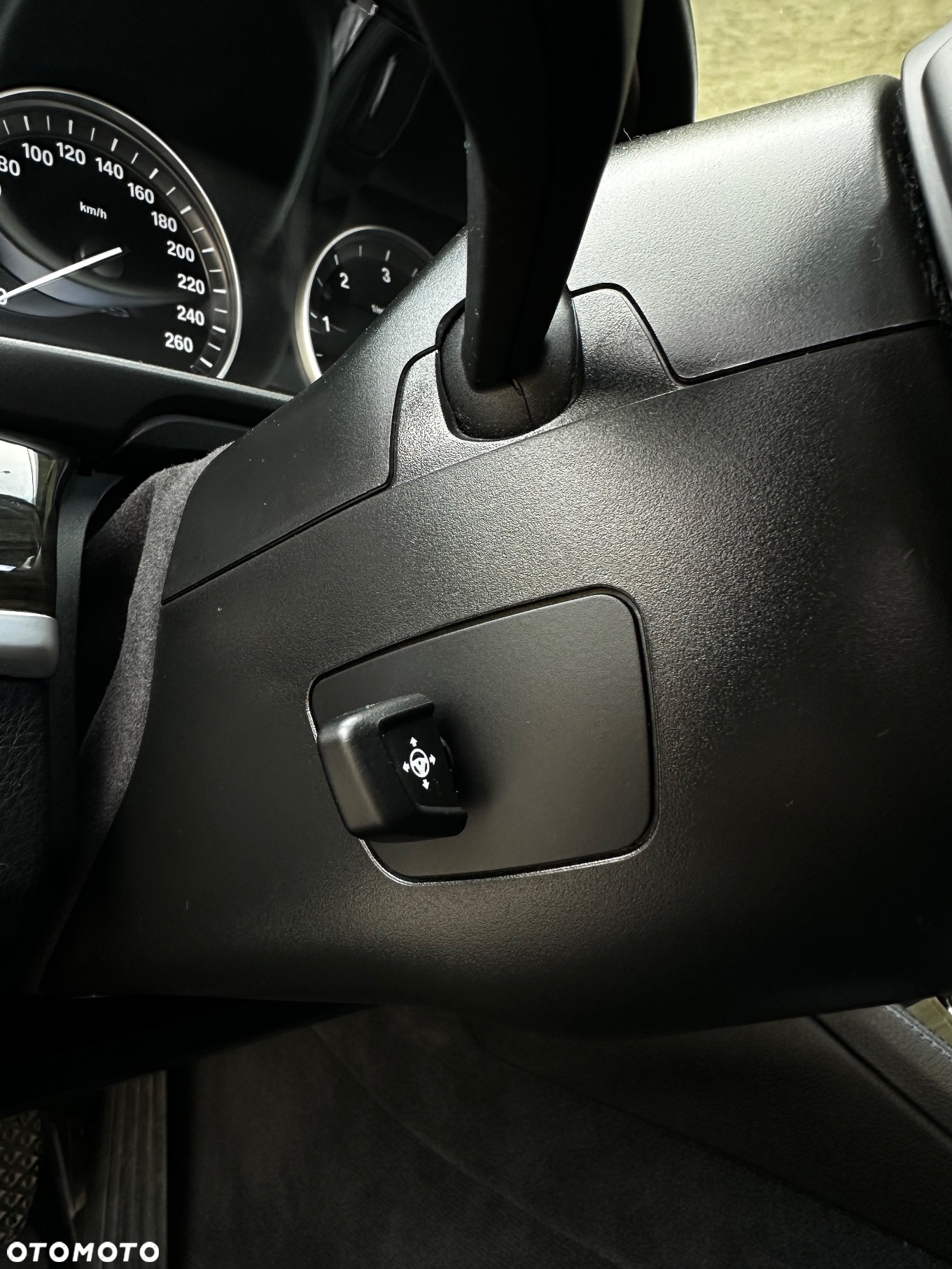 BMW Seria 5 530d xDrive - 38