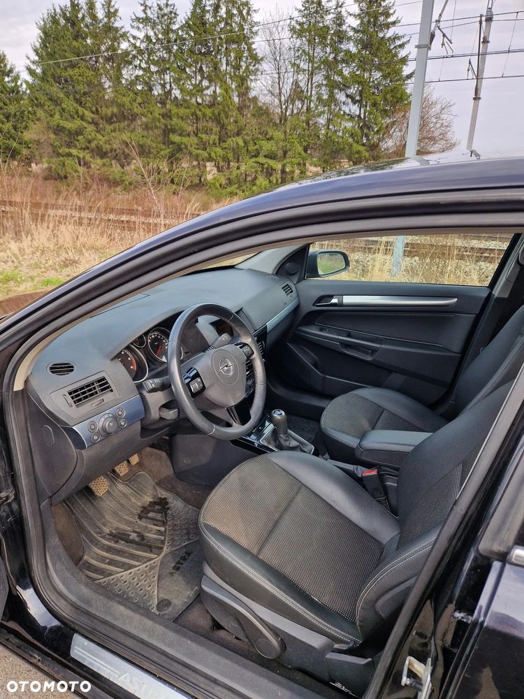 Opel Astra 1.7 CDTI 111 - 13