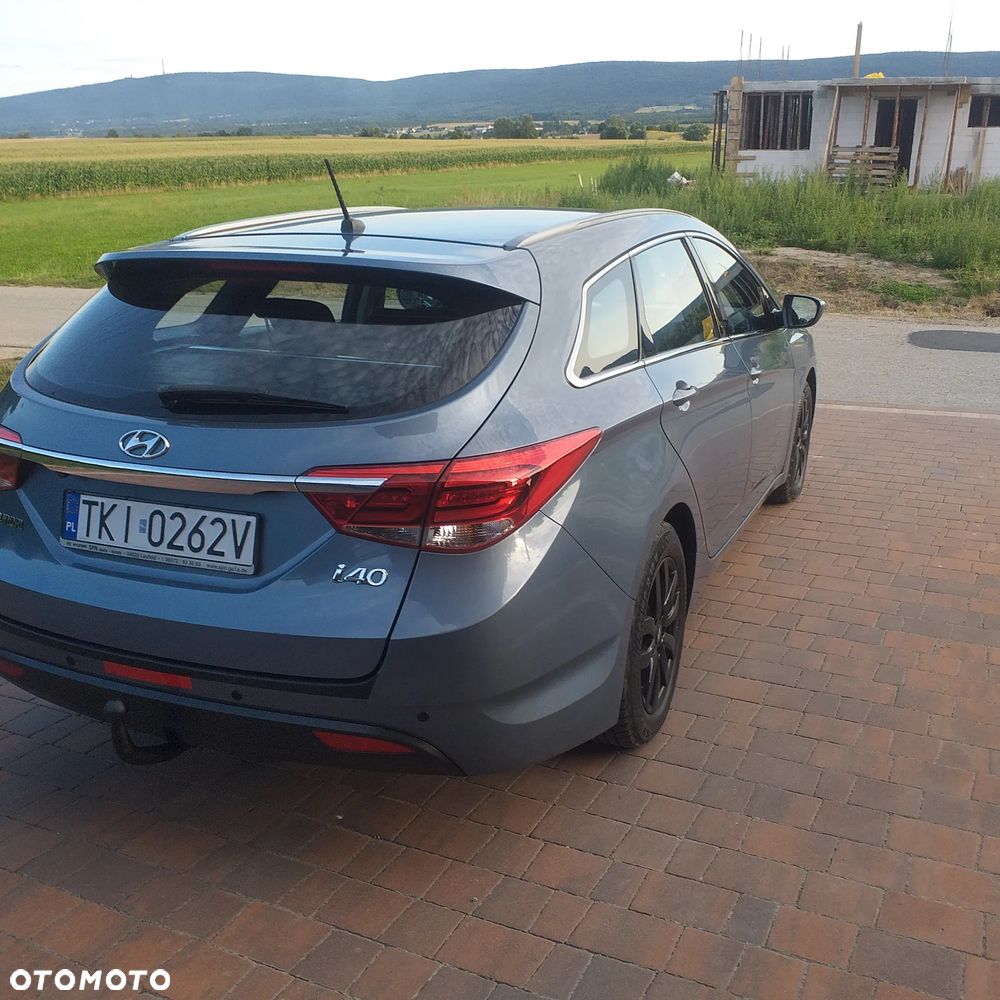 Hyundai i40 Kombi blue 1.6 Trend - 20