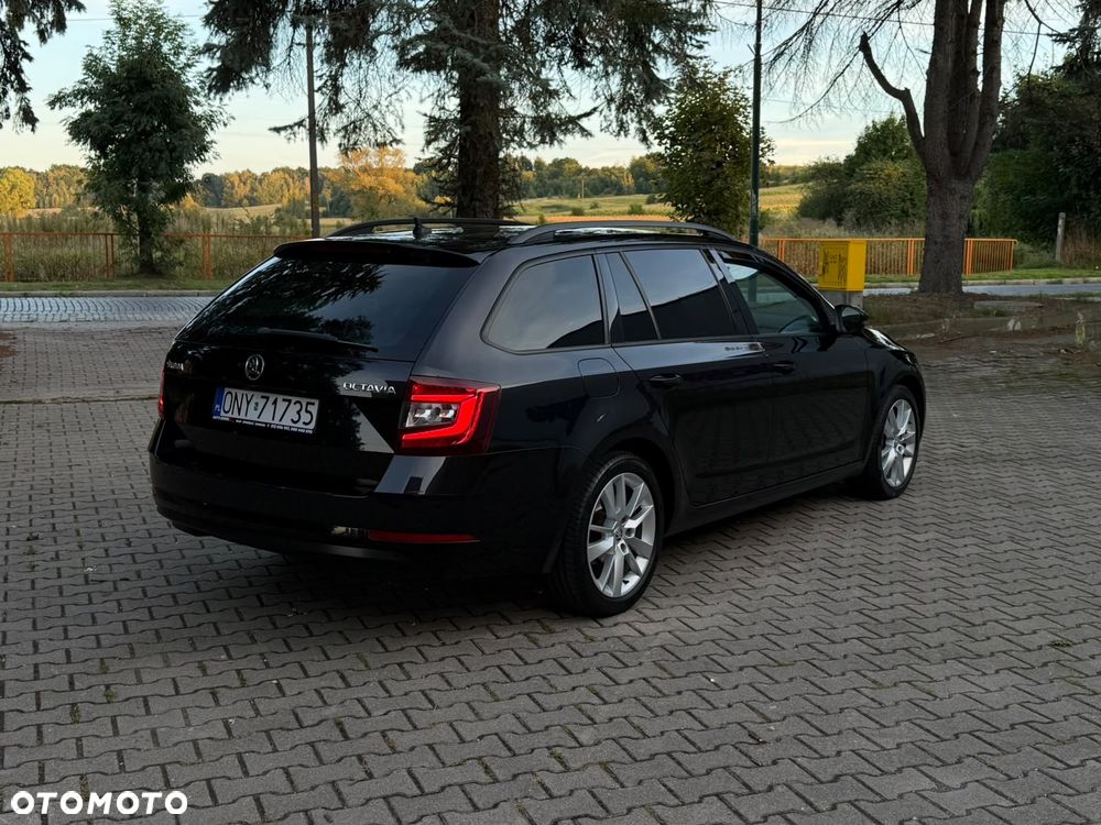 Skoda Octavia 2.0 TDI SCR Ambition - 6
