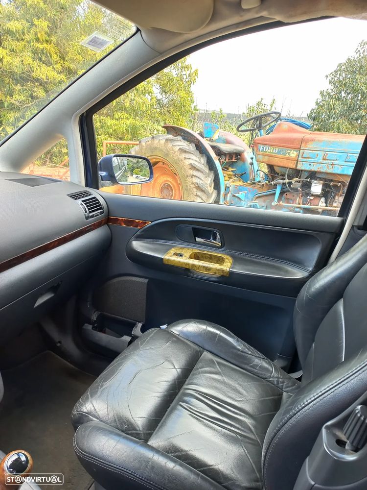 VW Sharan 1.9 TDi Confortline - 12