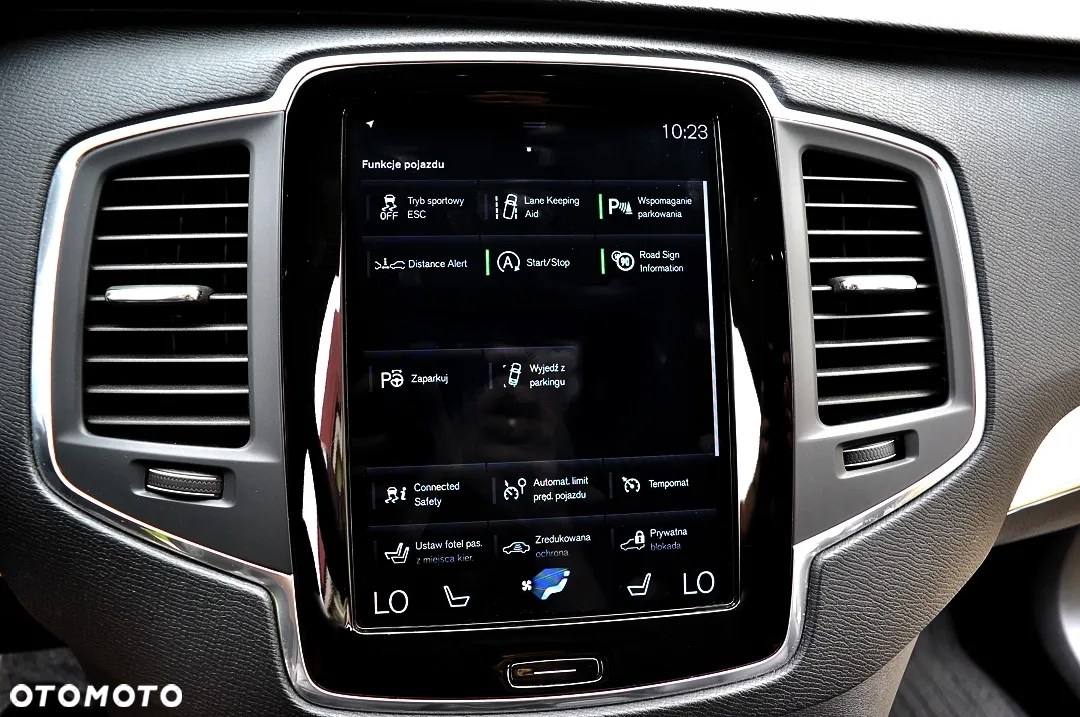 Volvo XC 90 D4 FWD Momentum 7os - 28