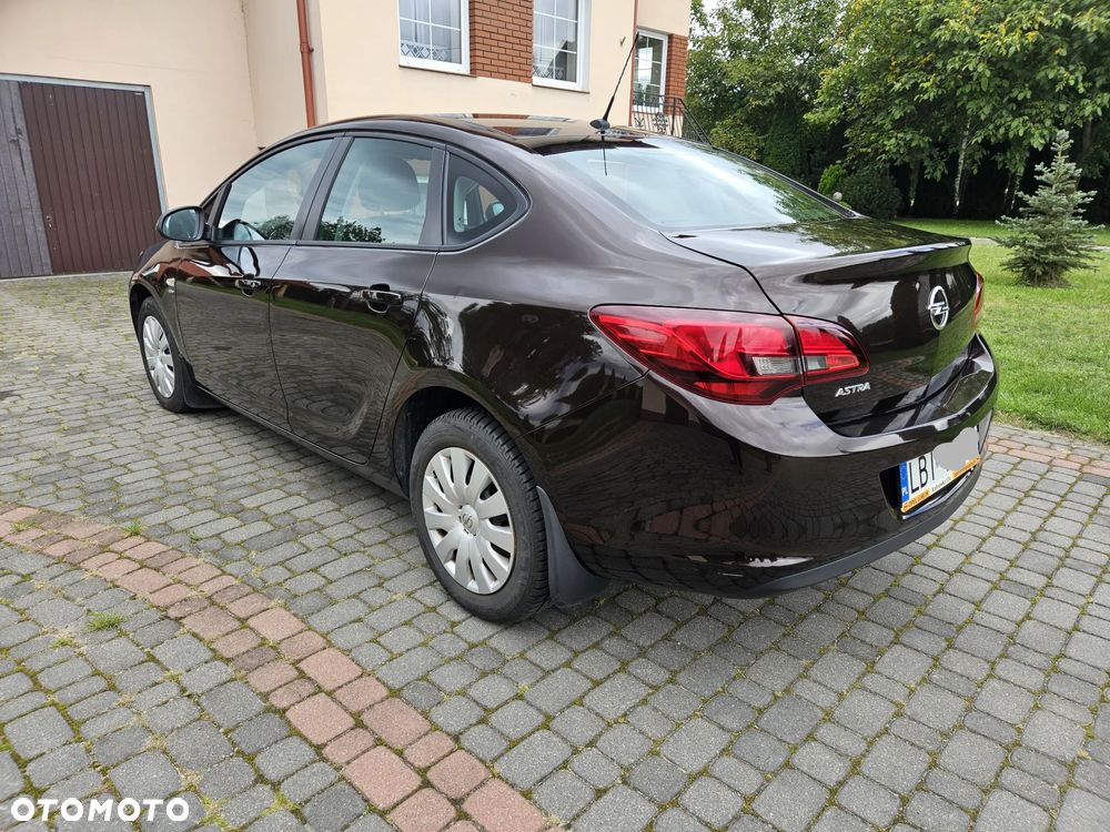 Opel Astra - 6