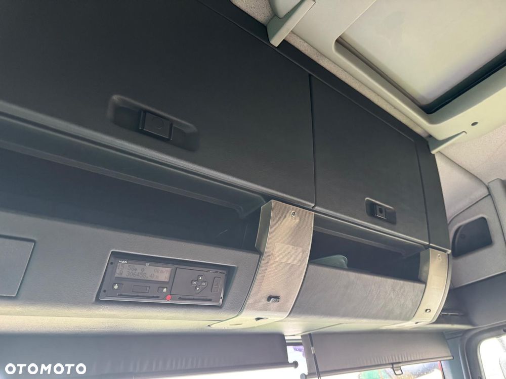 MAN 10.210 TGL - 8