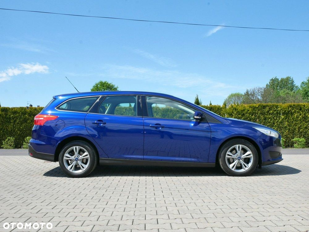 Ford Focus 1.0 EcoBoost Trend Edition - 10