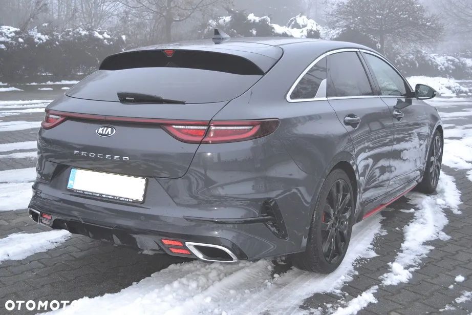 Kia ProCeed 1.6 T-GDI GT DCT - 6
