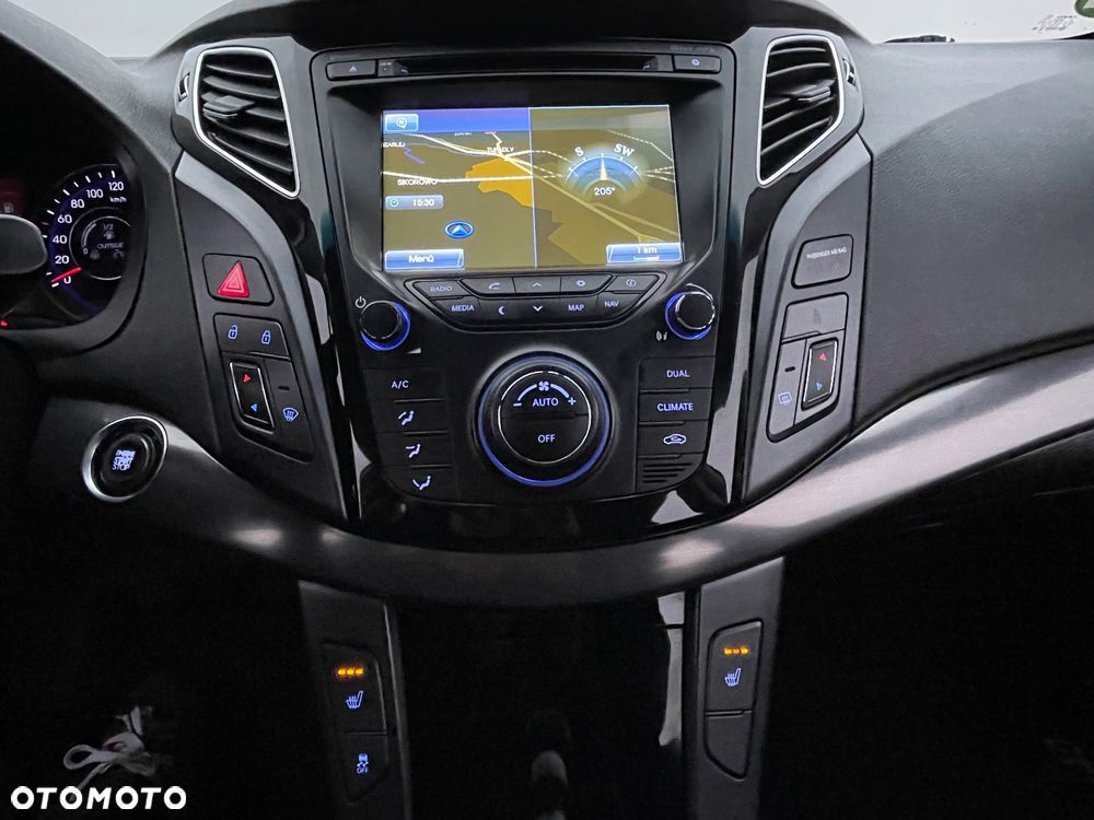 Hyundai i40 2.0 GDI Premium - 27