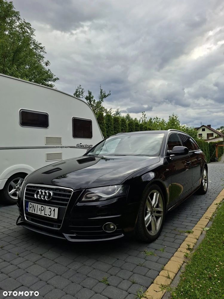 Audi A4 Avant - 1