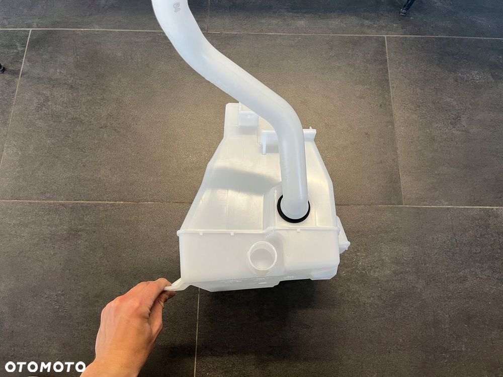 Zbiorniczek spryskiwaczy SUBARU LEGACY NOWY ORG - 3