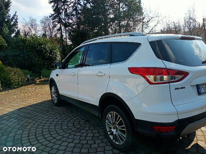 Ford Kuga 2.0 TDCi 4WD Titanium Plus - 3