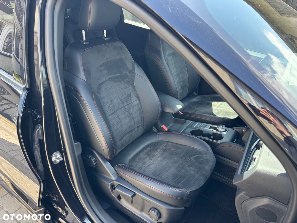 Ford Kuga 2.0 EcoBlue AWD ST-Line X - 29