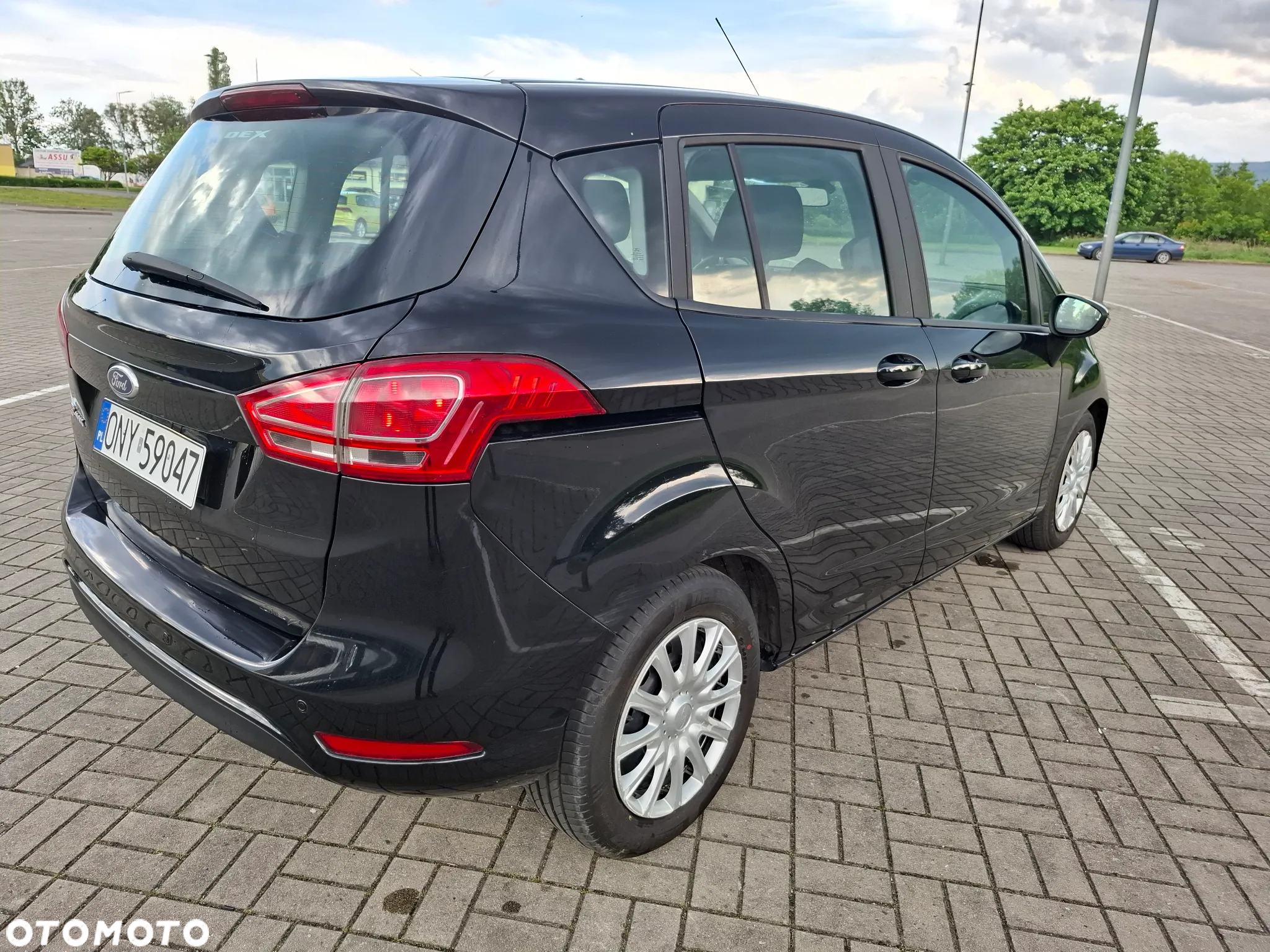 Ford B-MAX 1.5 TDCi Titanium - 16