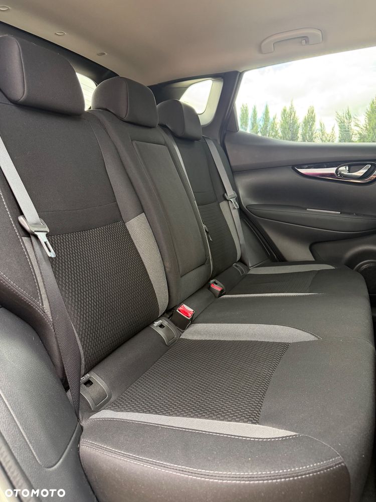 Nissan Qashqai 1.3 DIG-T N-Tec - 28