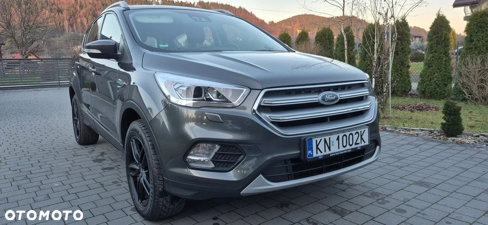 Ford Kuga 1.5 EcoBoost 2x4 Titanium - 1