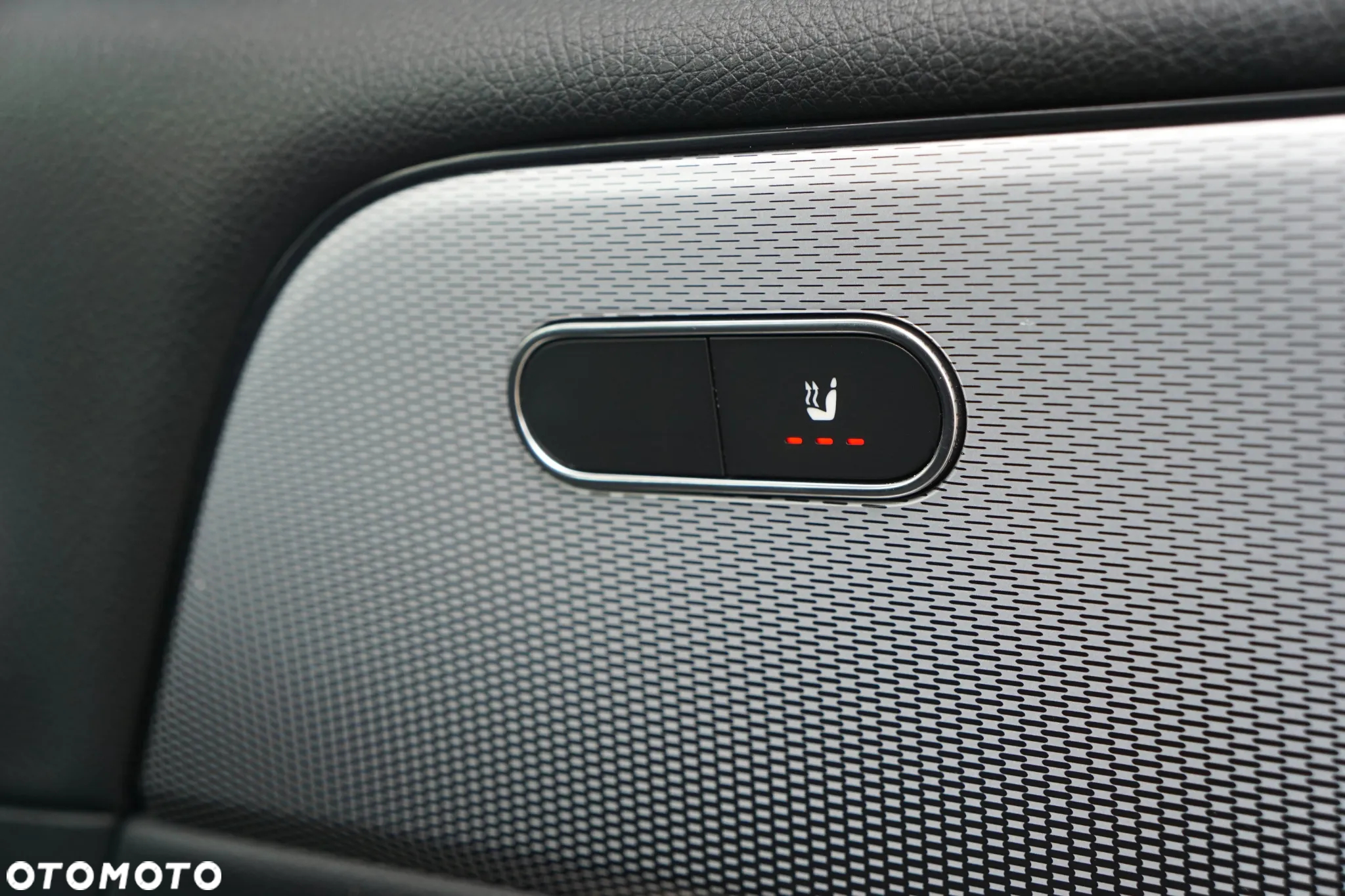 Mercedes-Benz GLB 200 7G-DCT - 17