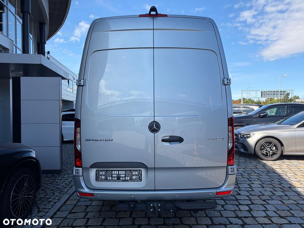 Mercedes-Benz Sprinter L3H2 Furgon - 5
