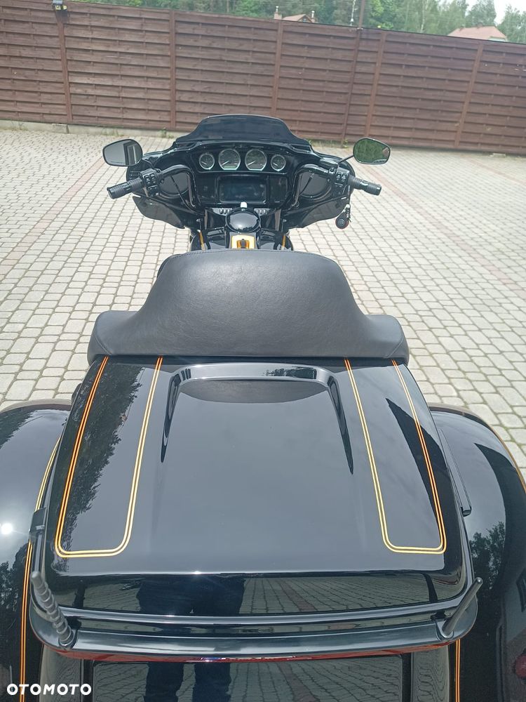 Harley-Davidson FLHTCU Ultra - 3