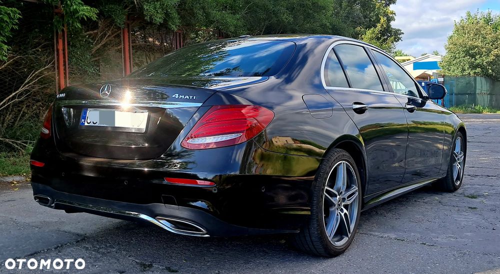 Mercedes-Benz Klasa E 300 9G-TRONIC AMG Line - 14