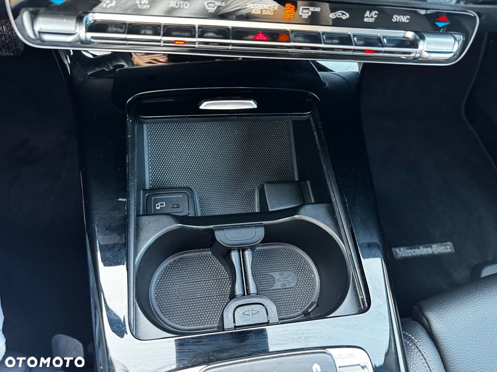 Mercedes-Benz CLA 220 7G-DCT Progressive - 37