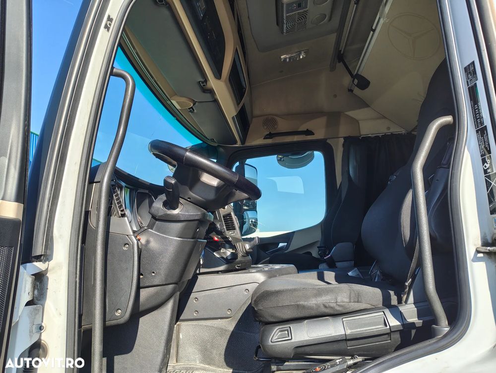 Mercedes-Benz Actros - 6