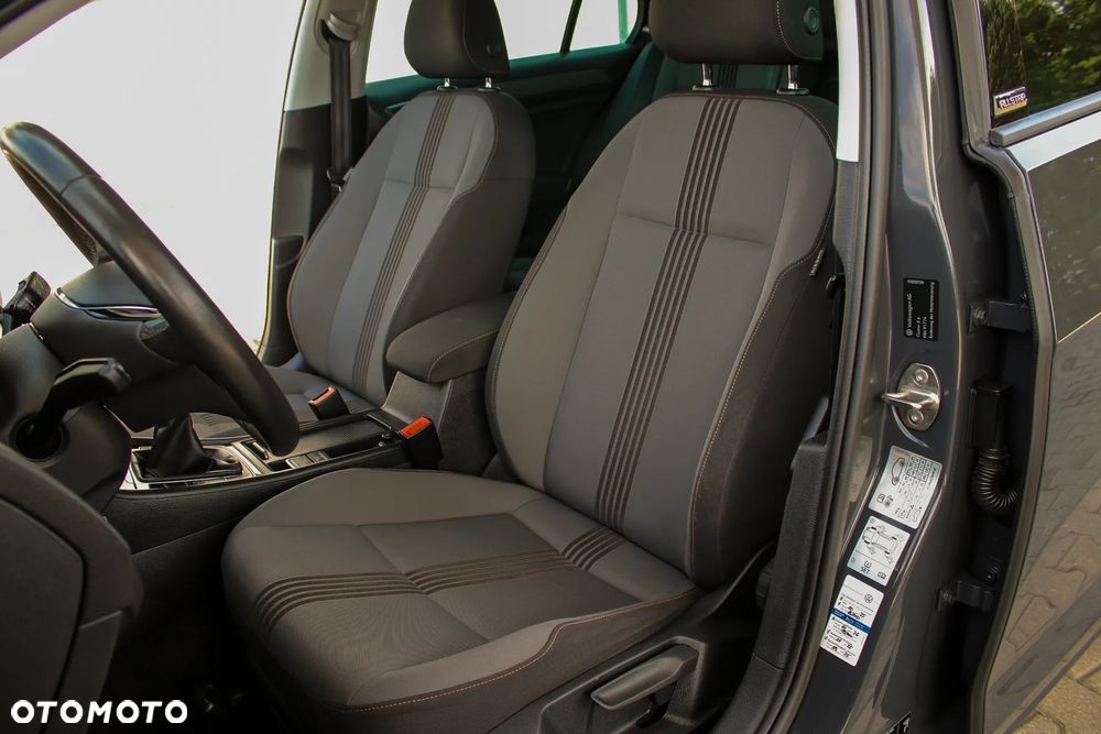 Volkswagen Golf 1.6 TDI BlueMotion Technology Allstar - 31