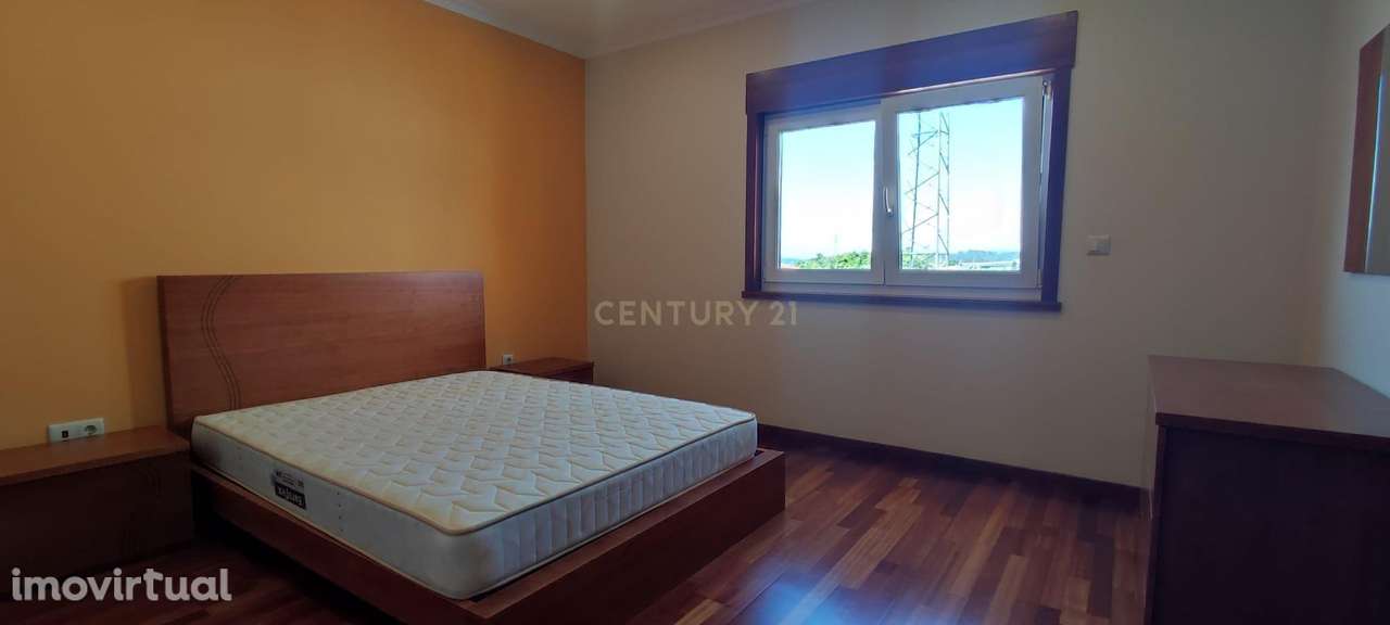 Apartamento T2 com Vista Panorâmica em Valença - Grande imagem: 4/25