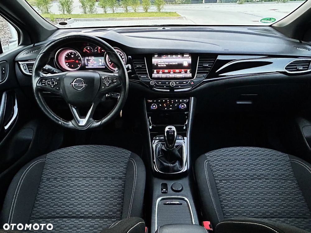 Opel Astra 1.4 Turbo Dynamic - 22