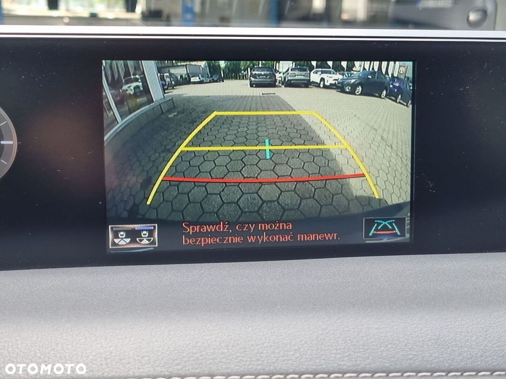 Lexus UX 200 GPF Business Edition 2WD - 19