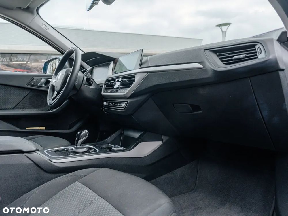 BMW Seria 1 118i Advantage - 10
