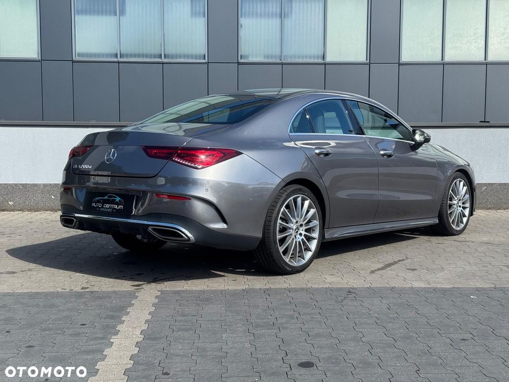 Mercedes-Benz CLA 200 d AMG Line 8G-DCT - 14