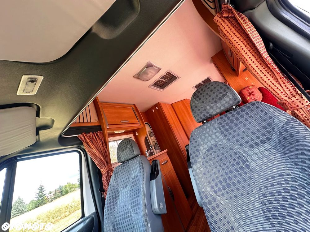 Ford Chausson Transit FLASH 02 Półintegra - 15