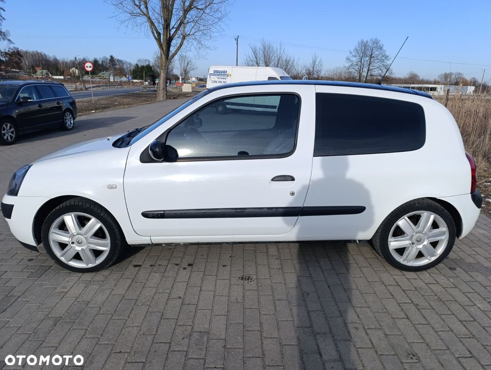 Renault Clio 1.5 dCi Extreme - 8