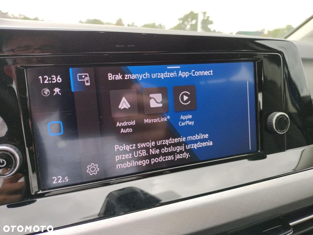 Volkswagen Golf - 22