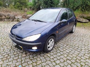 Peugeot 206 1.1 XR - 1