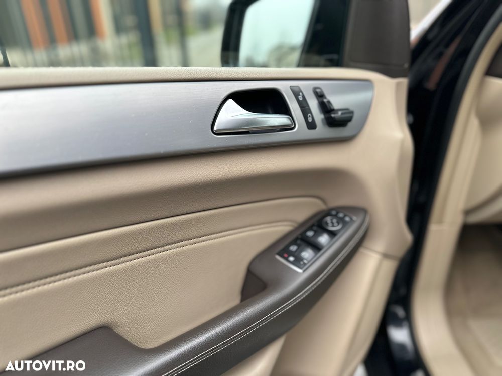Mercedes-Benz ML - 13