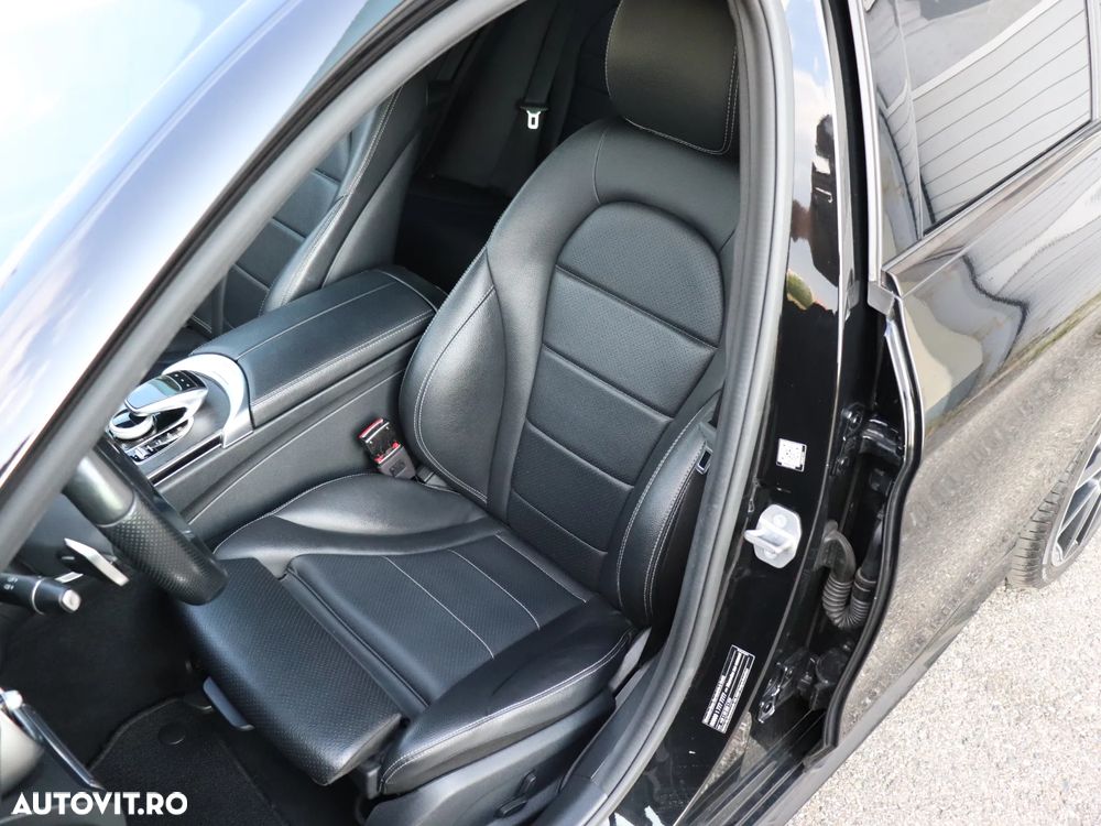 Mercedes-Benz C 220 d 4Matic 9G-TRONIC AMG Line - 28