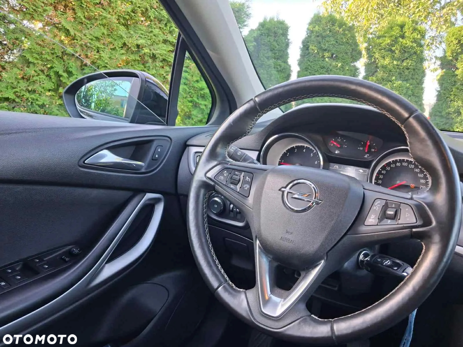 Opel Astra - 24