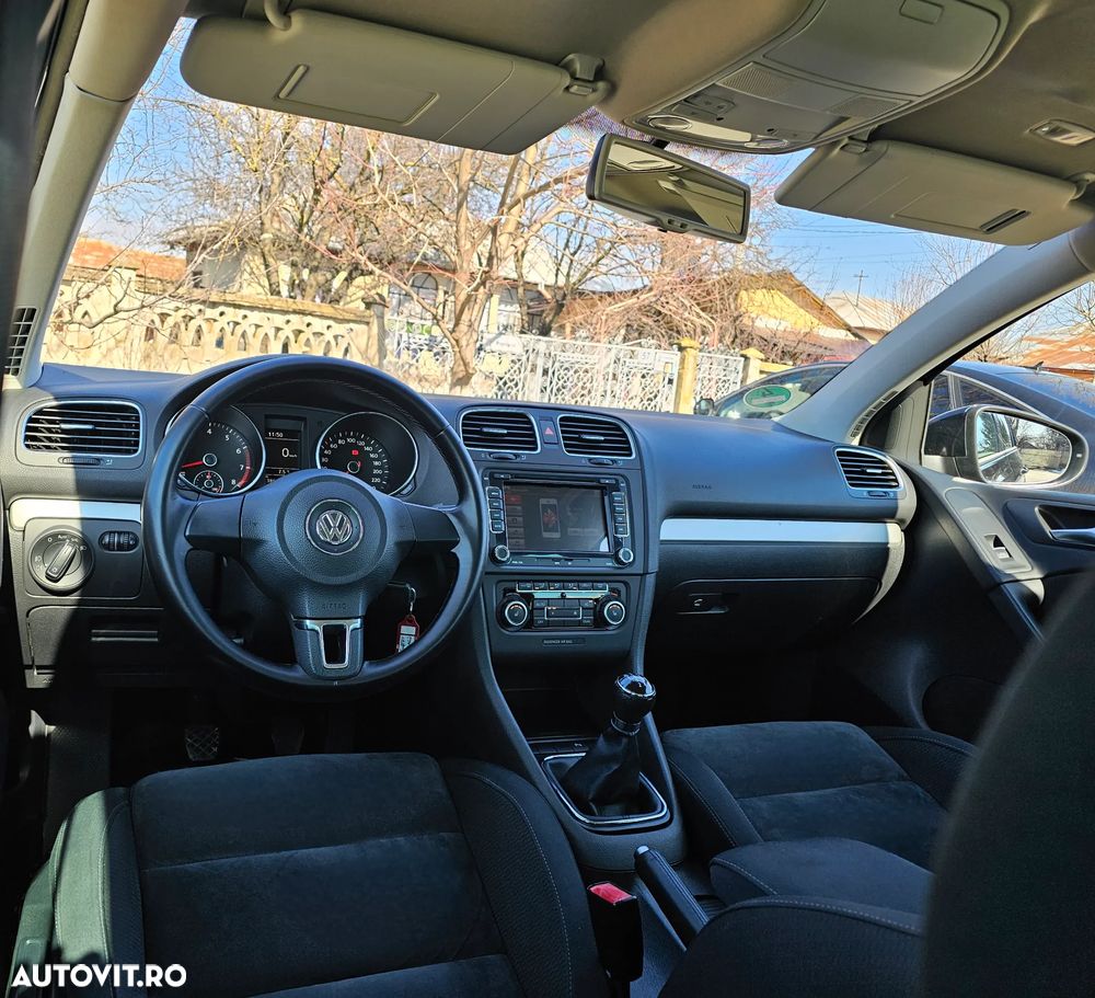 Volkswagen Golf 1.4 TSI Highline - 26