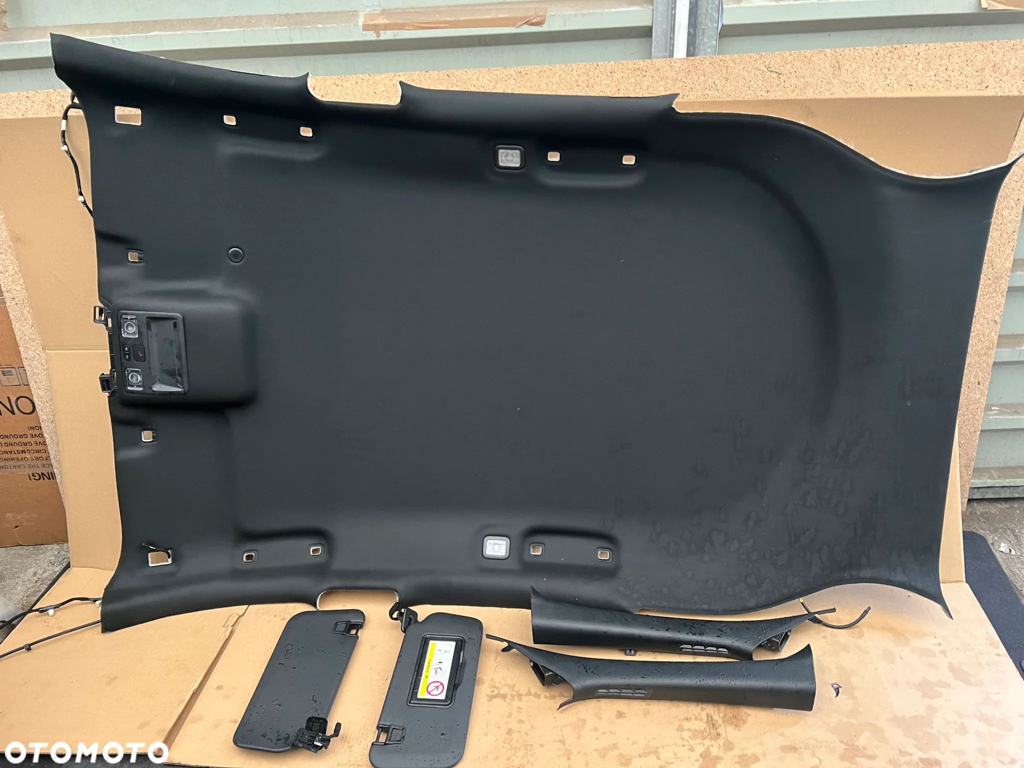 FORD KUGA MK3 PODSUFITKA ST LINE KOMPLET - 1