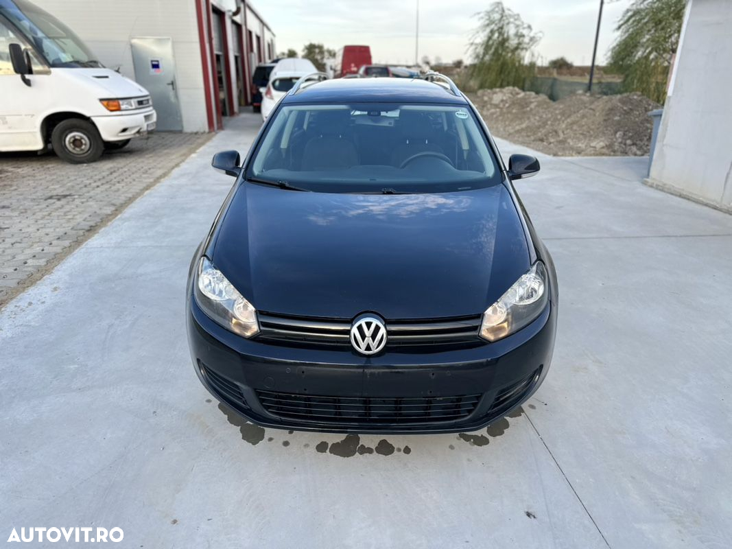 Volkswagen Golf 1.6 TDI BlueMotion Technology Comfortline - 23