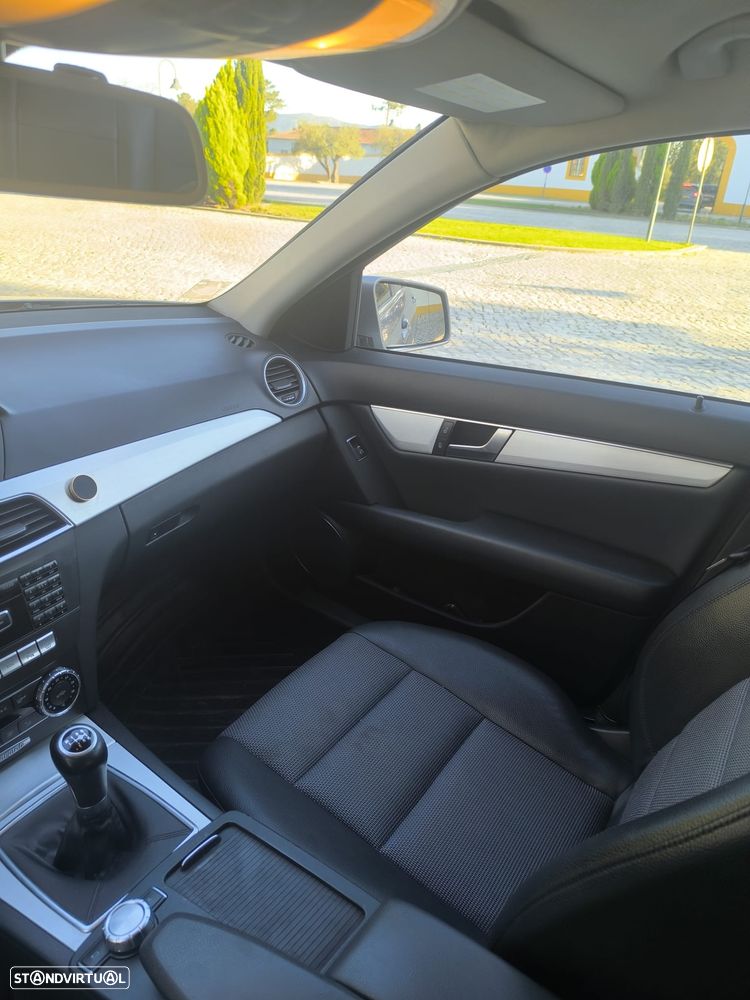 Mercedes-Benz C 220 CDi Avantgarde BlueEfficiency - 16