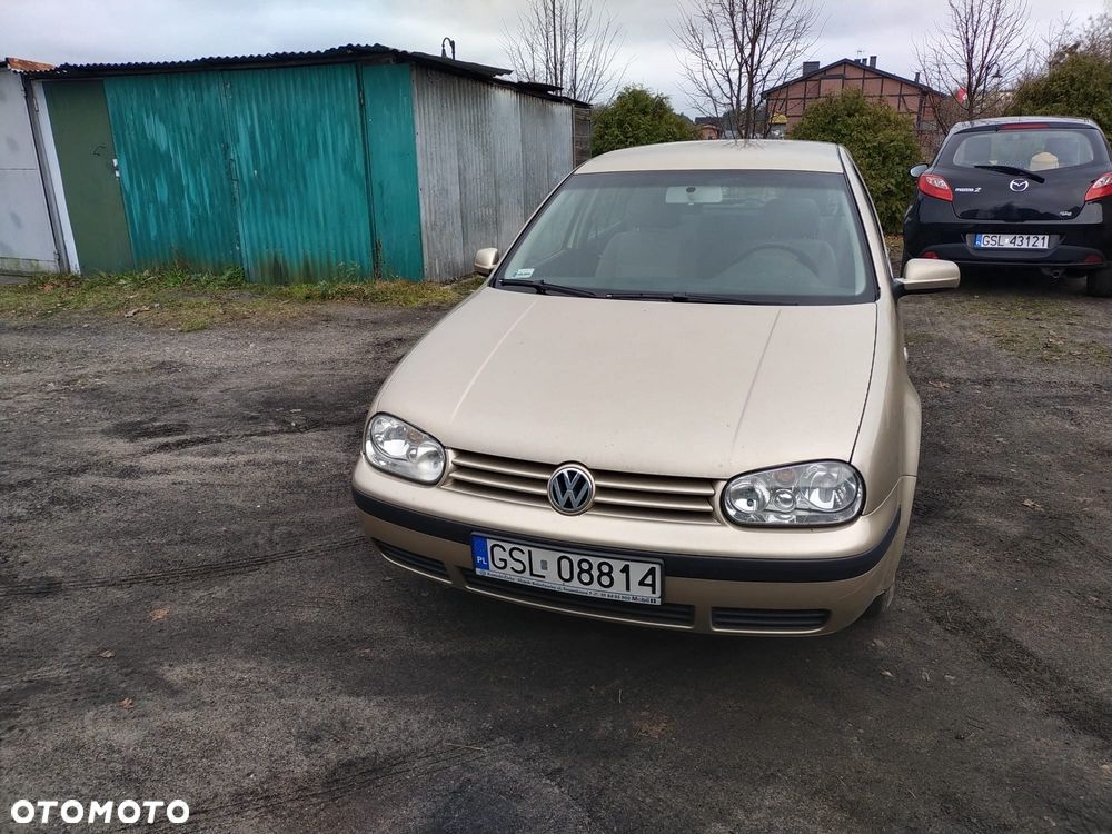 Volkswagen Golf 1.4 Basis - 1
